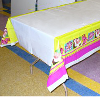 Island Flowers Banquet Table Cover
