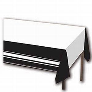 Coordinate Plastic Table Cover, Black
