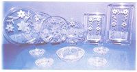 plastic disposable platters and bowls